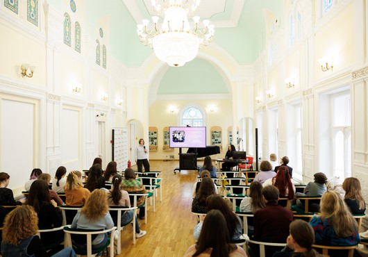 18 апреля: Тотальный диктант, Библионочь и тактильная выставка о музыке коми