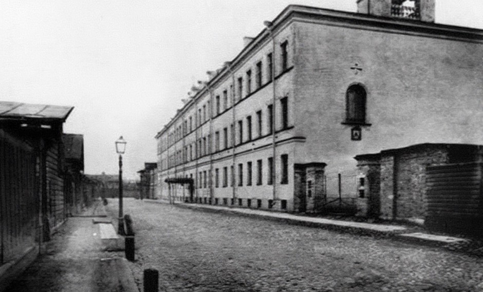 Петроградская сторона – территория благотворительности 16+